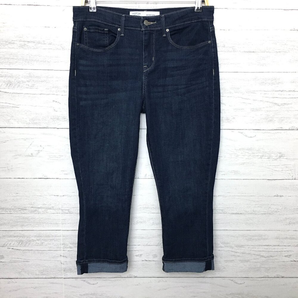 Levi's Signature Women's Jeans Mid Rise Capri Dark Wash Cuffed size 10